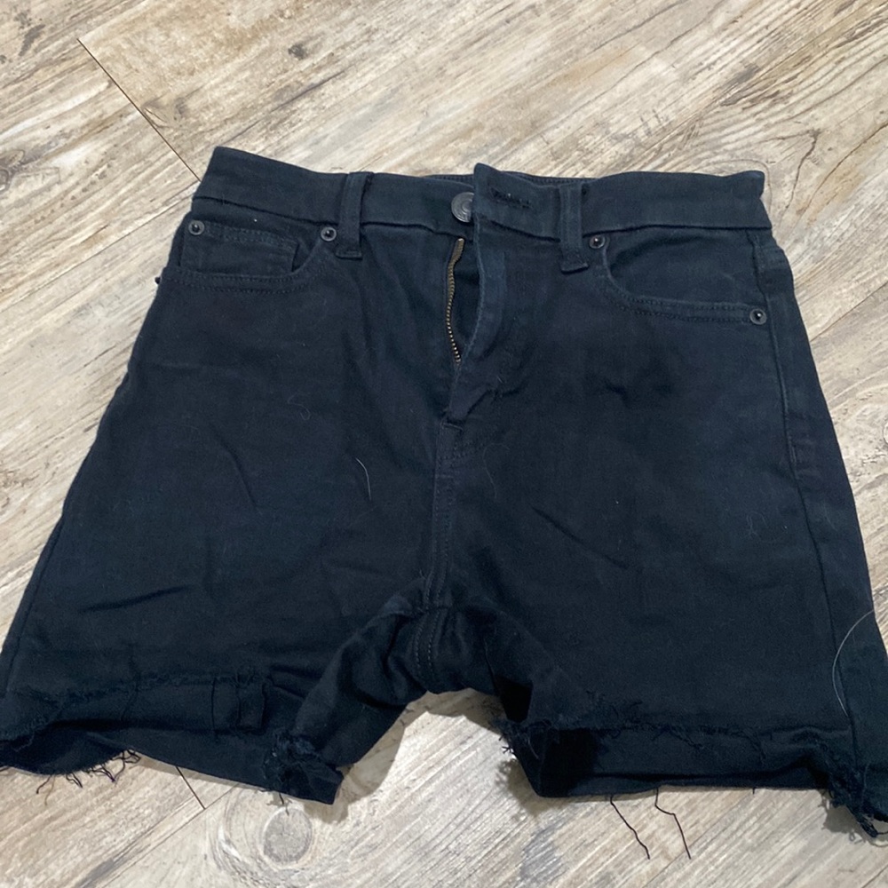 Curvy, high-rise, black, American Eagle shorts